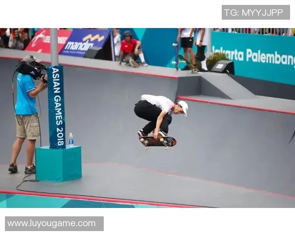 武汉滑板队与上海滑板队赛后复盘分析比赛节奏与策略对比