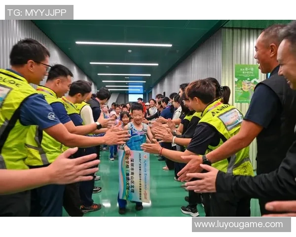 深圳攀岩队的逆袭之路:从初学者到顶尖高手的奋斗纪实 深圳攀岩队的逆袭之路:从初学者到顶尖高手的奋斗纪实